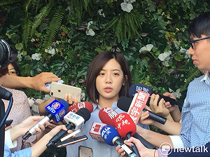 嗆黃珊珊拍拍屁股走人有比較好?黃瀞瑩緩頰:當務之急應是查清帳務