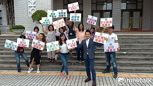 「鳳凰飛走雞進來」惹議 綠委痛批韓國瑜失言、欺騙青年