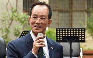 他諷提「惠陸要點」 痛批國債5.4兆、政府無財政紀律