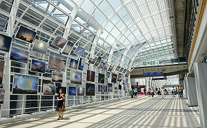 快訊》香港機場實施管制 華航往返香港航班將調整