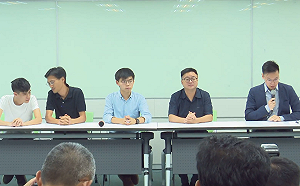 （直播）黃之鋒訪民進黨 　記者會說明香港反送中情勢