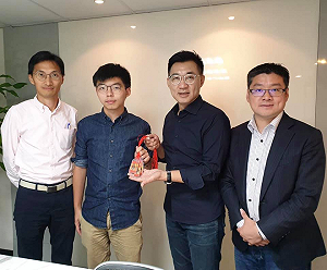 打臉江啟臣  黃之鋒：不信支持香港會成選舉操作