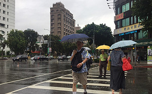 颱風遠離！東北部雨勢趨緩 高溫上看30度