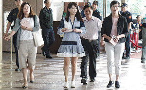 快訊》郭柯王參選有譜？ 幕僚聚中選會詢問連署細節