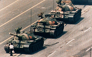 坦克要來了？香港警方駁回「毋忘六四大遊行」：對生命有重大威脅