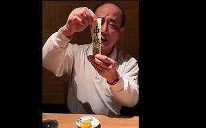 中秋起X！ 王金平吃月餅直播真有藏紙條