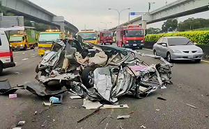 中山高林口交流道9車連環撞 2重傷5輕傷回堵10公里