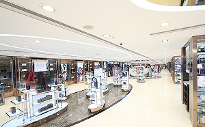 反送中》訪港旅客銳減 重創零售業 莎莎8月銷售暴跌3成