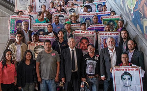 墨西哥枯井藏屍119袋  5年前43學生屠殺案重啟調查