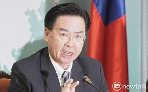 一周斷2邦交國 吳釗燮：願負政治責任但去留由長官決定