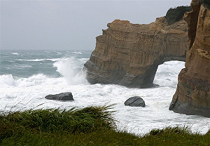 颱風塔巴撲日 九州入暴風圈長崎大雨