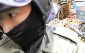 果然黑警！港反送中旺角衝突再起  女警蒙面臥底曝光