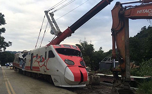 普悠瑪意外重啟調查　運安會掌握空拍機畫面：數字會說話