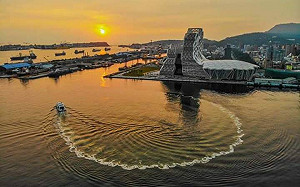 Wecare酸蹭流音中心救選票 高市府：為前朝善後、解決問題