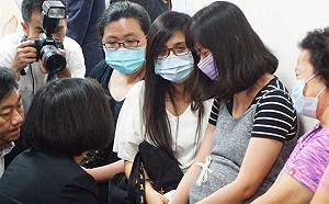 2名消防員殉職 蔡英文今親往探視並承諾加強值勤安全