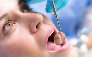 快看看你也是嗎？醫生點評四種人要牙齒矯正！