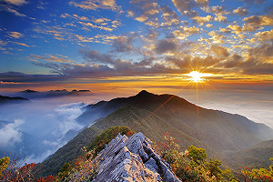 心跳加快！南部3條美景攀岩步道好刺激