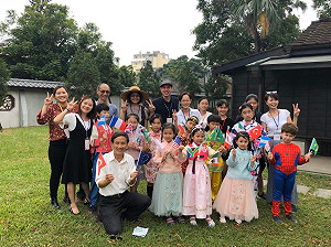 期許頑童變完童，立委參選人蔡永泉出席兒童藝術展