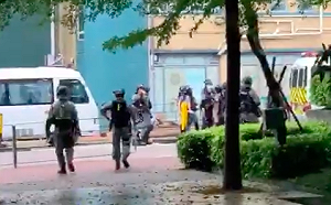 港警二度闖入大學 港府警告醫生發假證明要懲處