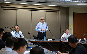 吳敦義：重返執政讓韓國瑜當總統 並拿下60席立委