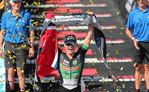 沒搶到冠軍帽？ 順澤宮國慶連假開放4000頂免費索取