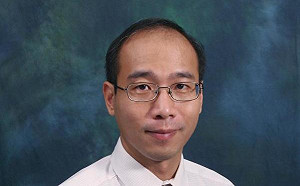 要港府出動解放軍對付示威者 理大講師遭停職