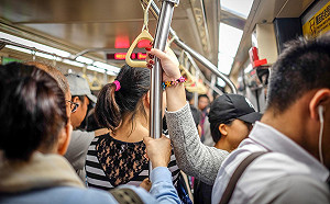 搭捷運頭好痛！男自爆「恐怖原因」 讓人驚呼：長知識