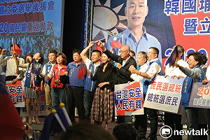 兩人首度台中同台造勢  李佳芬人氣旺過吳敦義