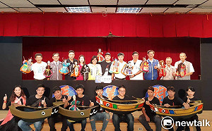 「盪寇英豪」掌中劇開演記者會  立委參選人登台尬場