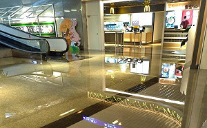 桃機二航廈B2美食街積水 網友諷:沒下雨也可以淹