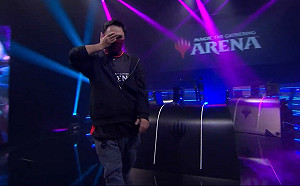 絕不動搖！《魔法風雲會》名人堂選手李詩天蒙面出賽為港發聲