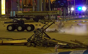 反送中九龍示威多處縱火 港警引爆疑似爆裂物
