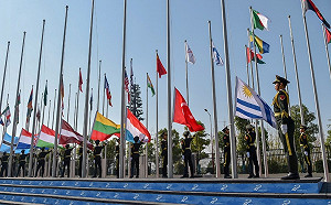 解放軍作弊「失格」！ 「野外定向」賽竟問路、先標記…