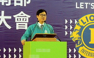 韓國瑜提免費遊學 陳其邁：沒有常識