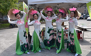 民進黨全國巡迴新住民市集 中和站活動異國風情滿溢