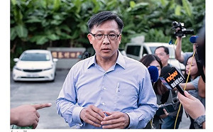 名譽博士不名譽  港議員何君堯遭英國大學褫奪學位