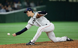 12強／日本隊秘密武器　「潛水艇」高橋礼先發飆上飄球(影)