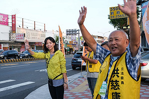 期盼打破台中地方勢力  焦糖陳嘉行力挺洪慈庸連任