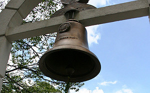 二戰倖存男孩渴望 激盪聖保羅廣場鐘聲傳遞和平