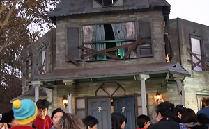 賈伯斯家萬聖節神秘嘉賓？  竟是「蓋茲」來開門