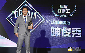 12強／把最好成績留在台灣　陳俊秀休假練球慶生