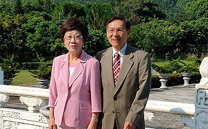 呂秀蓮、彭百顯宣布退選！蔡英文競選辦公室：尊重