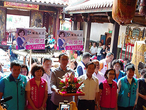 台南合體之後  朱立倫到萬和宮籲請鄉親支持韓國瑜、黃馨慧