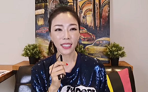 擅闖綠營造勢媒體區喊記者1450！韓粉網紅道歉認行為「腦殘」