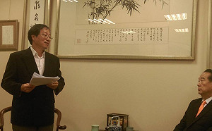 宋楚瑜大內高手出招？李正皓：經國藍、郭董藍 一次囊括