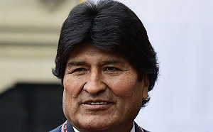 玻利維亞總統宣布下台 14年掌權生涯一次看