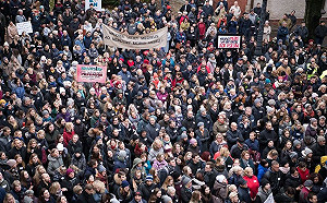 加薪跳票！拉脫維亞數千醫護示威怒吼：該怎麼養家？