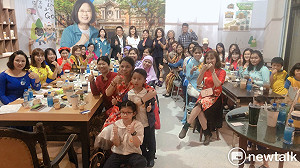 肯定母語政策  新住民姐妹力挺蔡英文連任