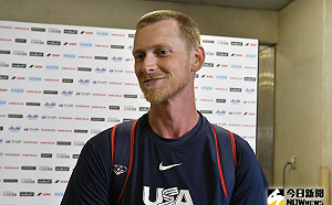 12強／歐力士美國強投　狄克森：張奕勝投我幫他守下