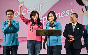 蔡總統：沒有完整主權  就沒有民主自由